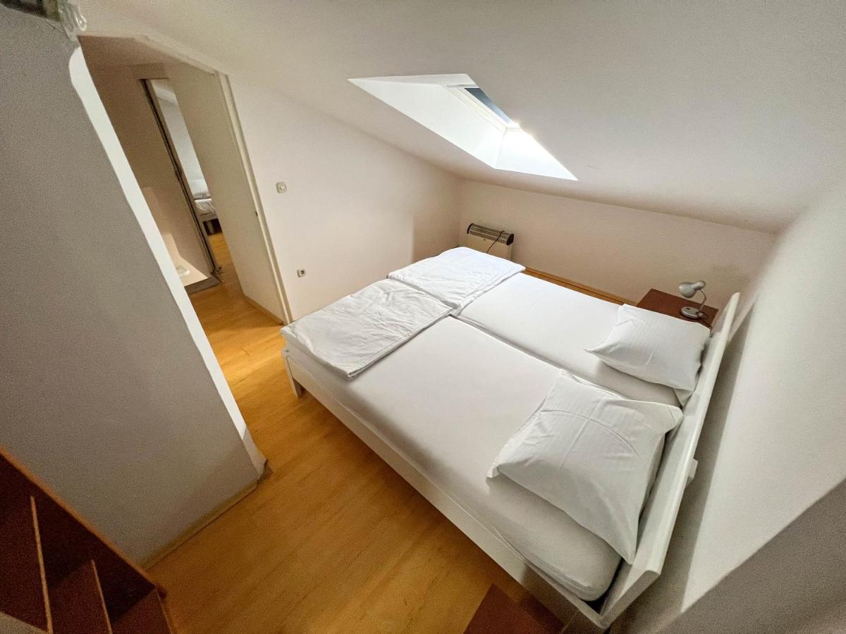 Apartment Arena