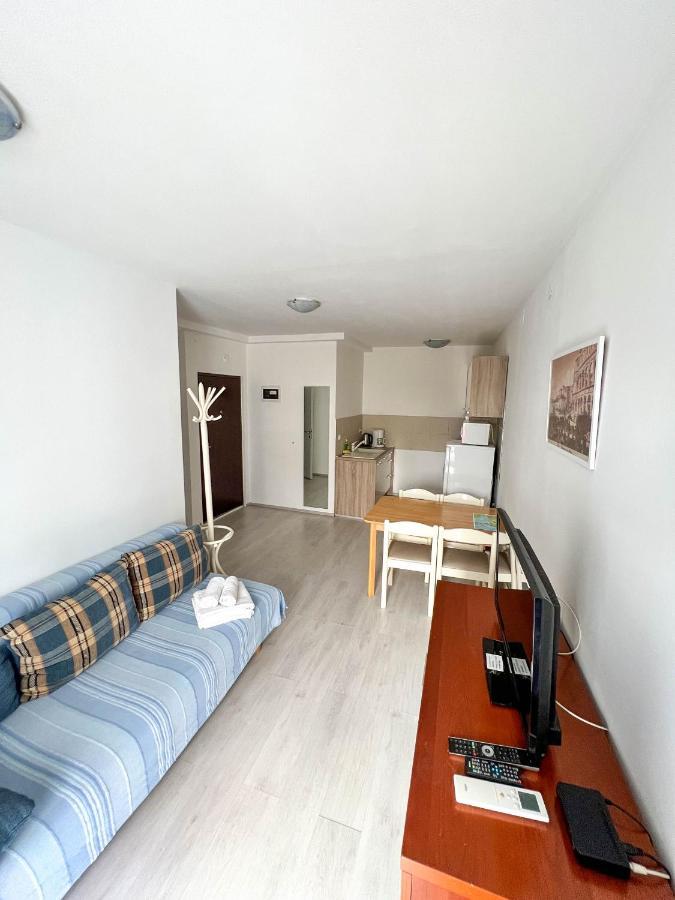 Arena Apartment